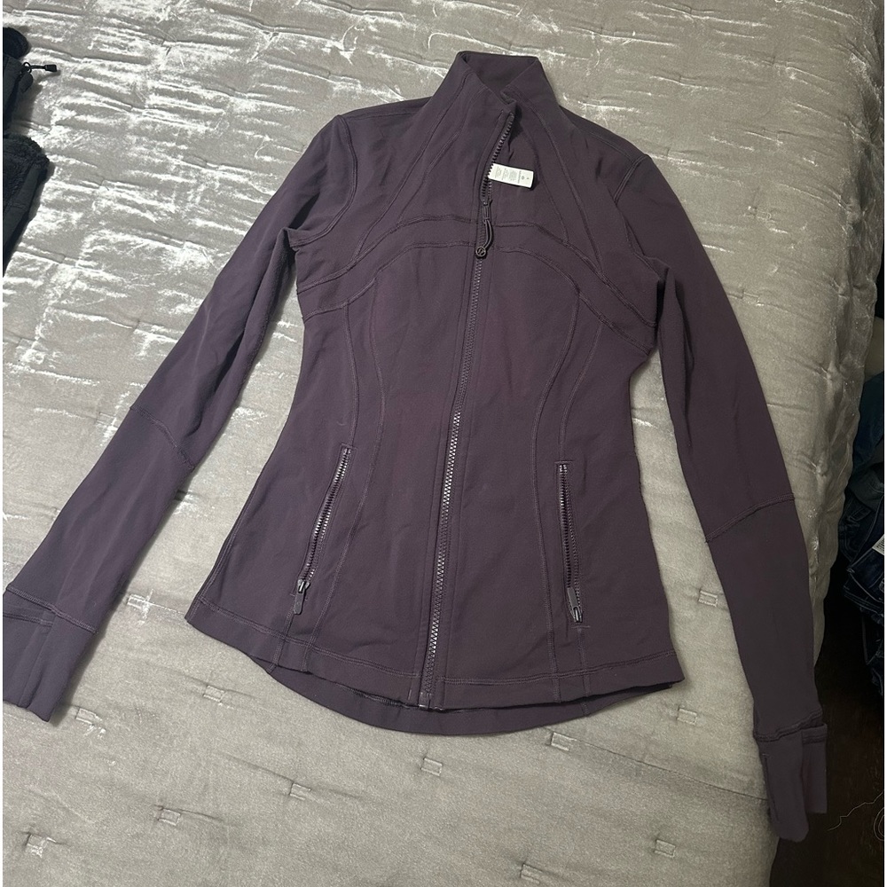 Lululemon jacket - Picture 2 of 4